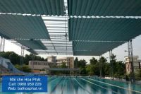 4 lý do nên lắp mái xếp lượn sóng cho hồ bơi