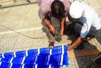 Lắp mái hiên di động kiểu này bảo sao không nhanh hỏng